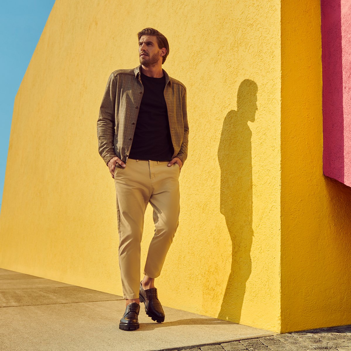 Zapatos de vestir en piel de caimán .