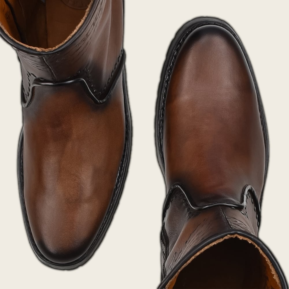 Bota para caballero en piel genuina