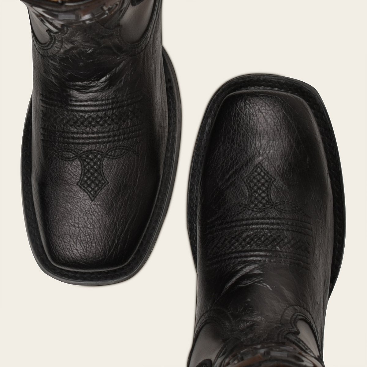 Bota rodeo en piel de panza de avestruz.