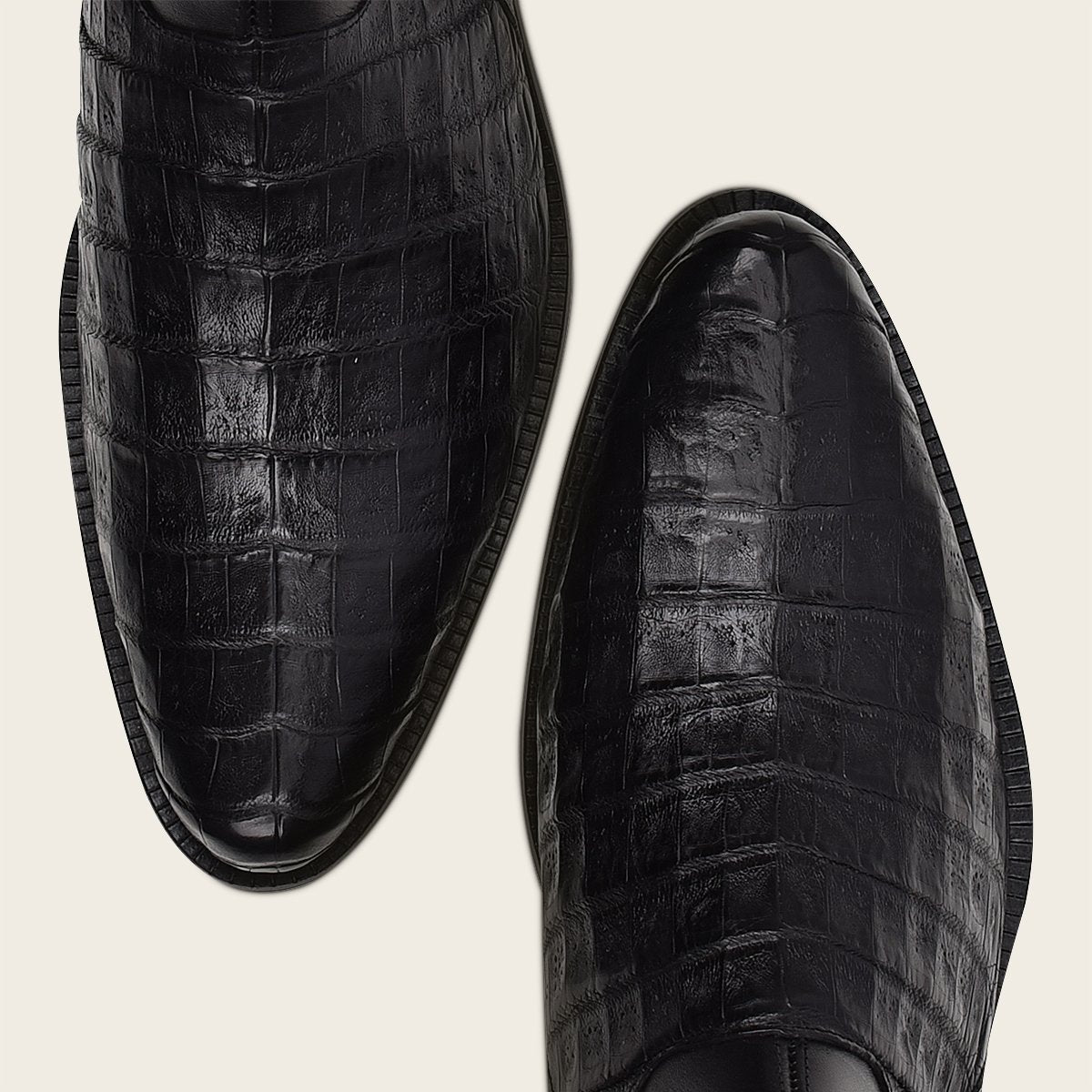 Bota en piel genuina de caimán .