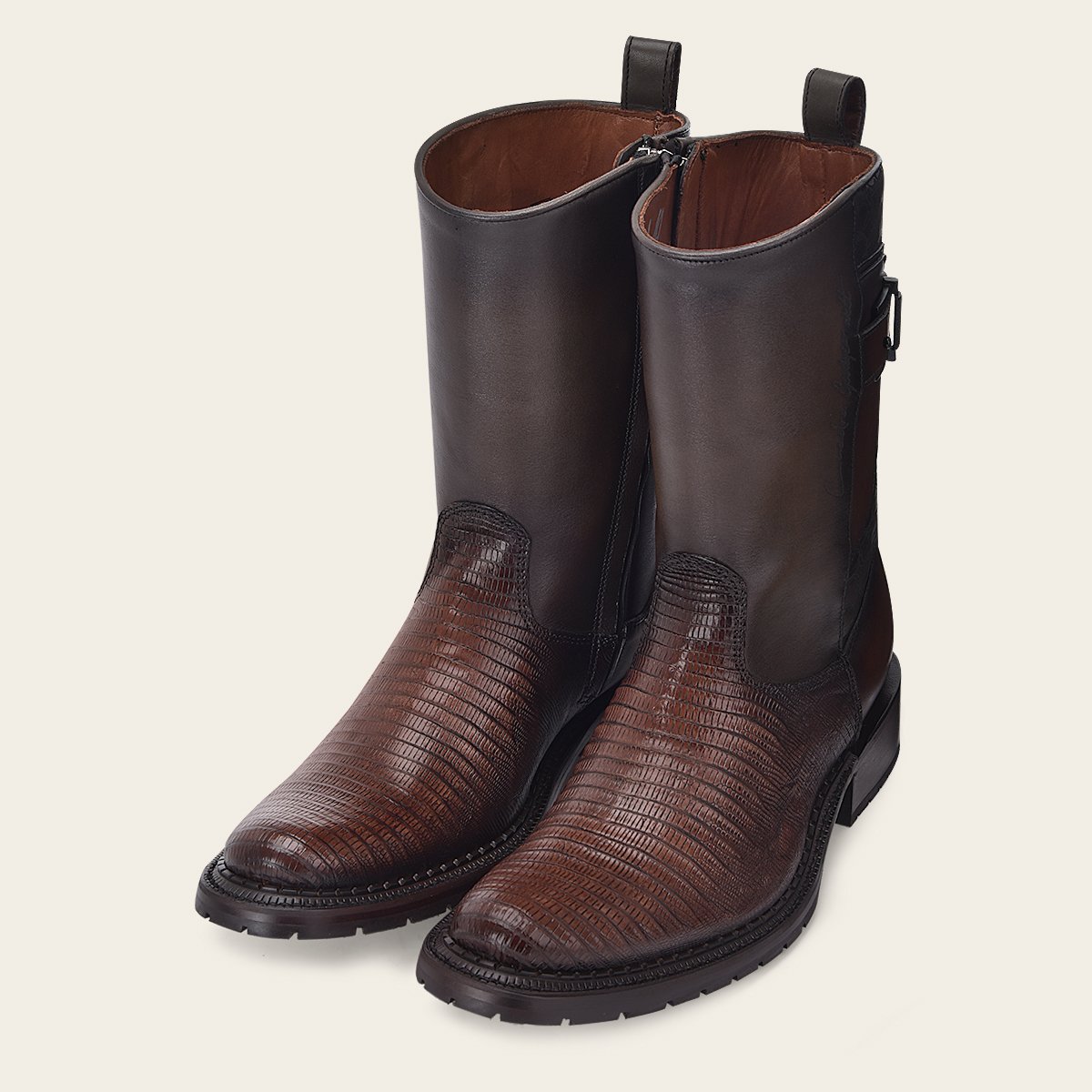 Bota en piel genuina de lizard.