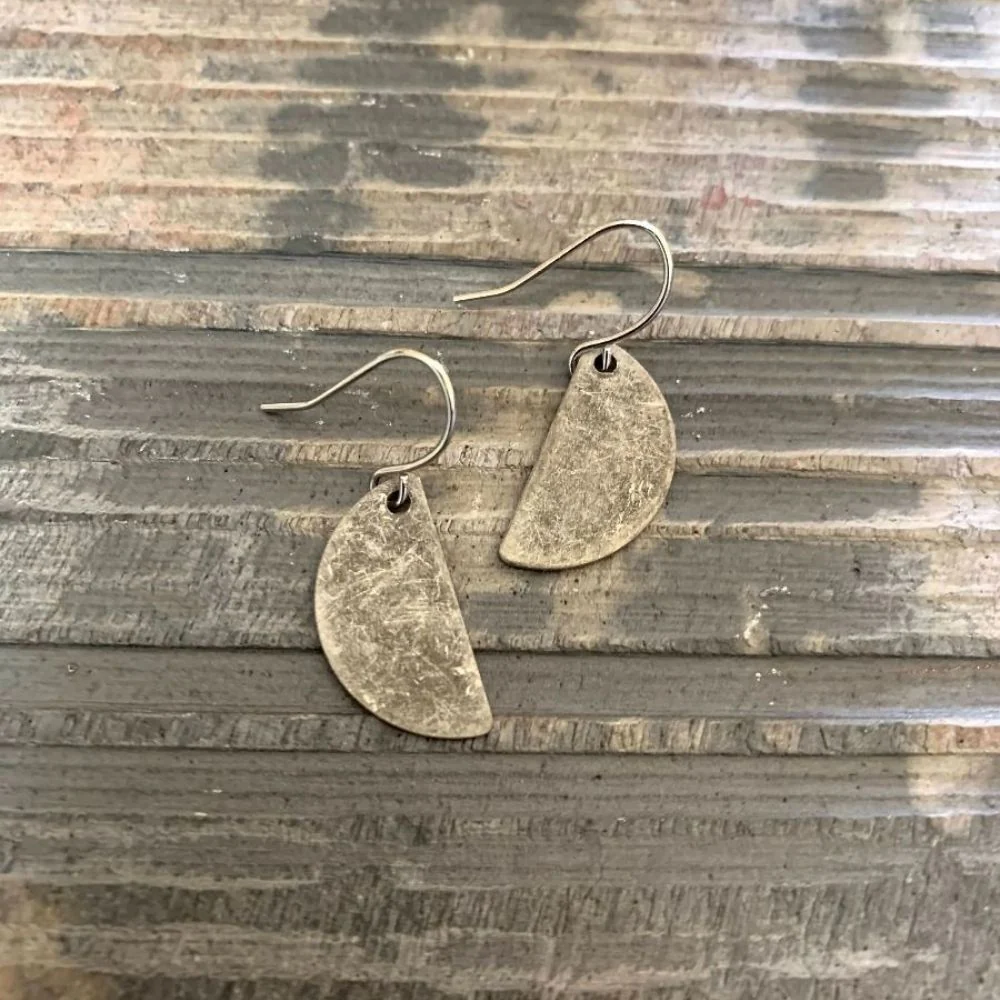 Small LOVILDS™ _S Antique Earring_Silver Tone Earrings