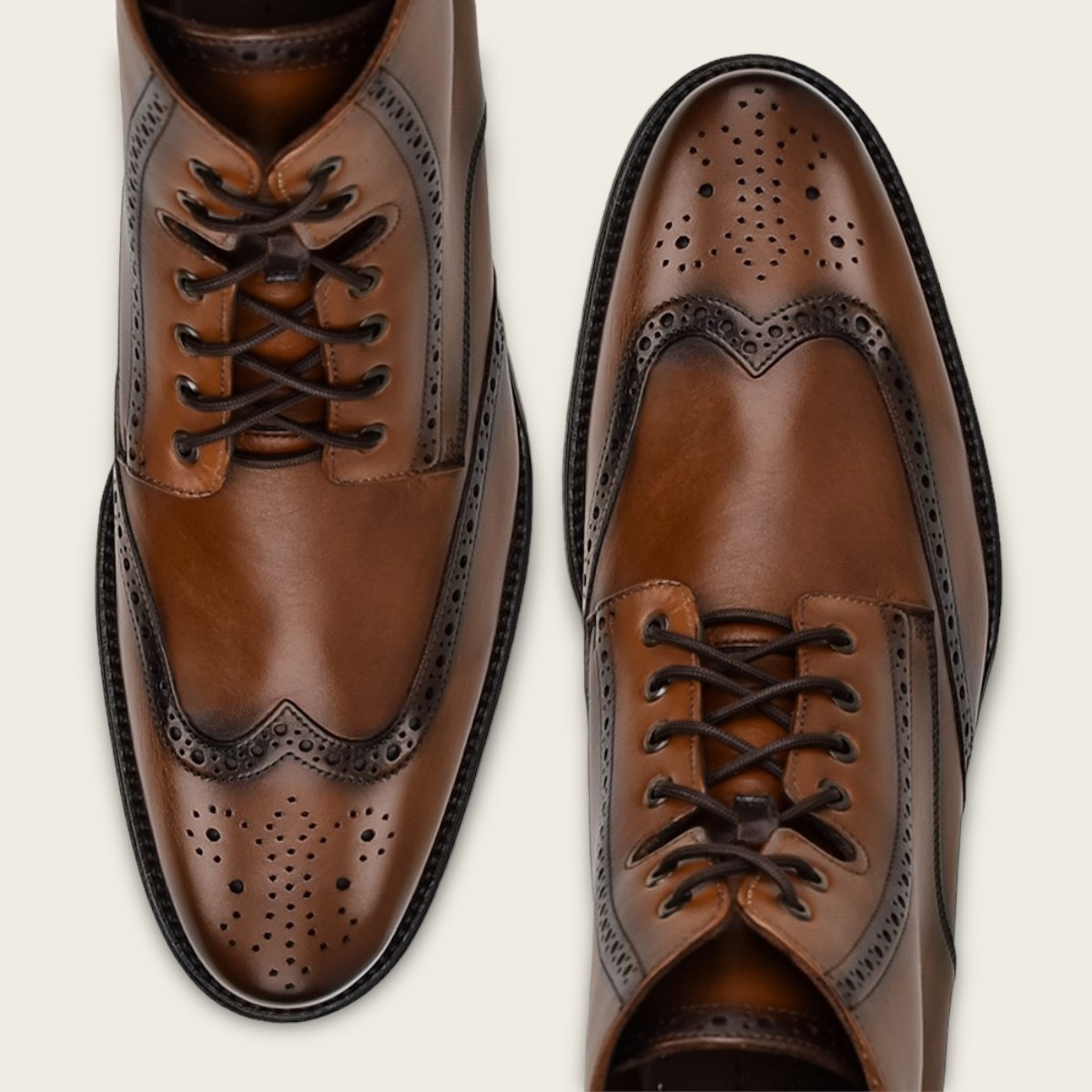 Botín para hombre con brocado