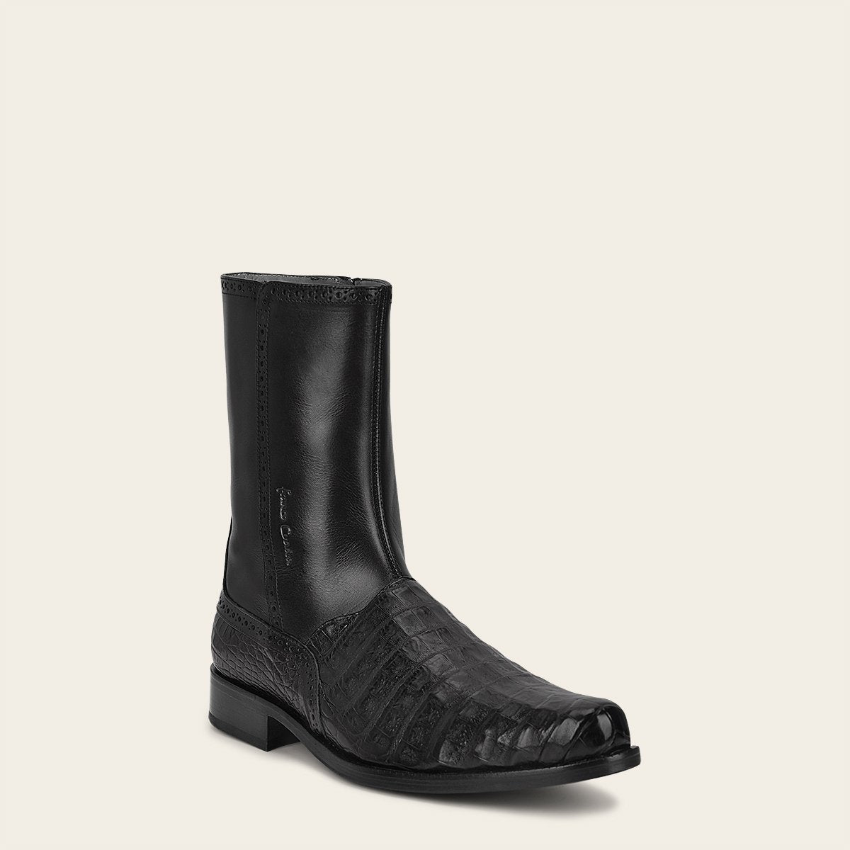 Bota en piel genuina de caimán .