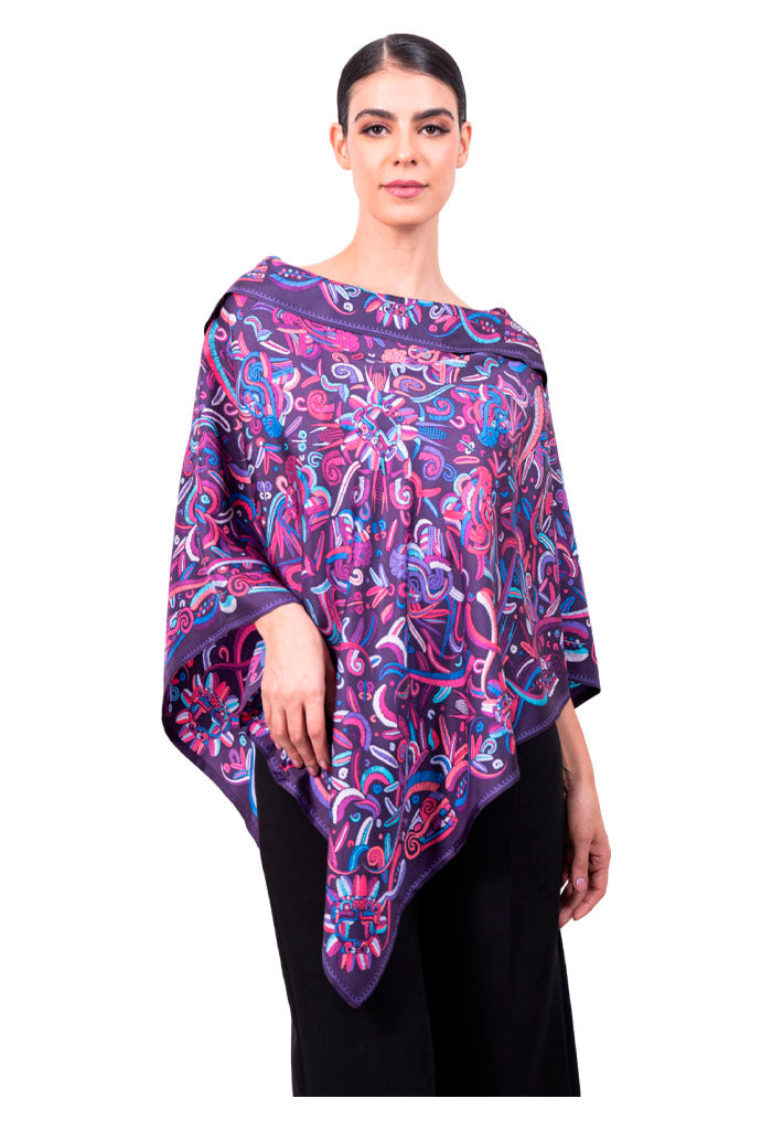 Poncho Quetzalc��atl