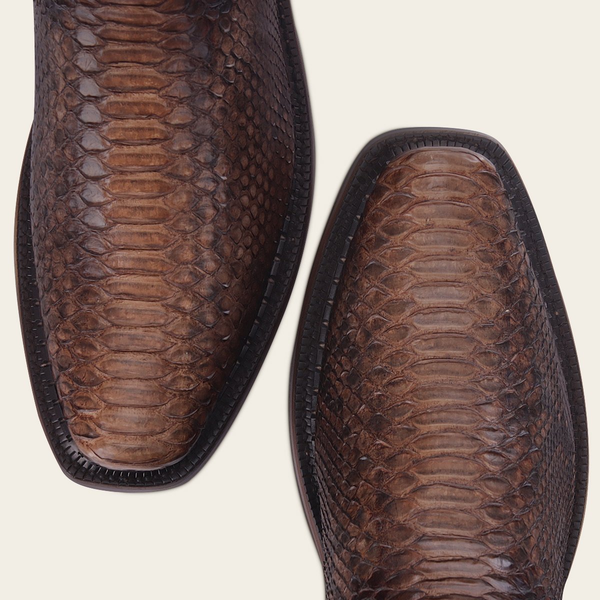 Bota en piel genuina de pitón.