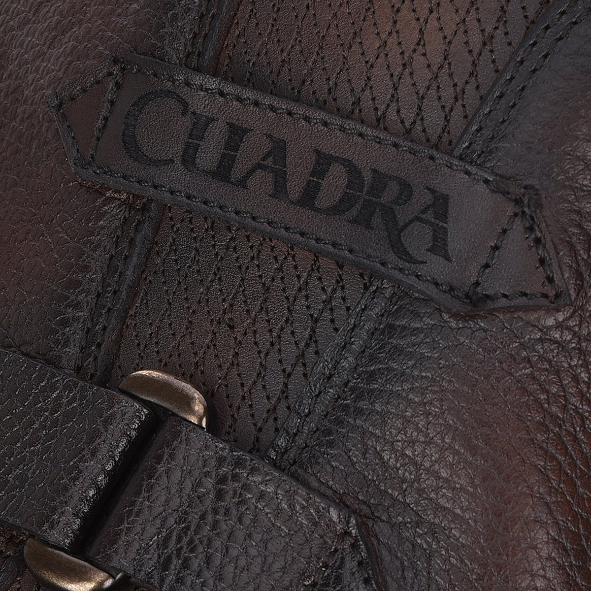 Botín para caballero en piel genuina.