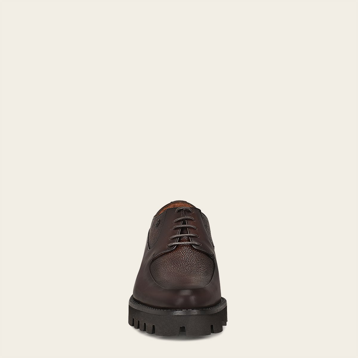 Zapato Derby de vestir en piel genuina.