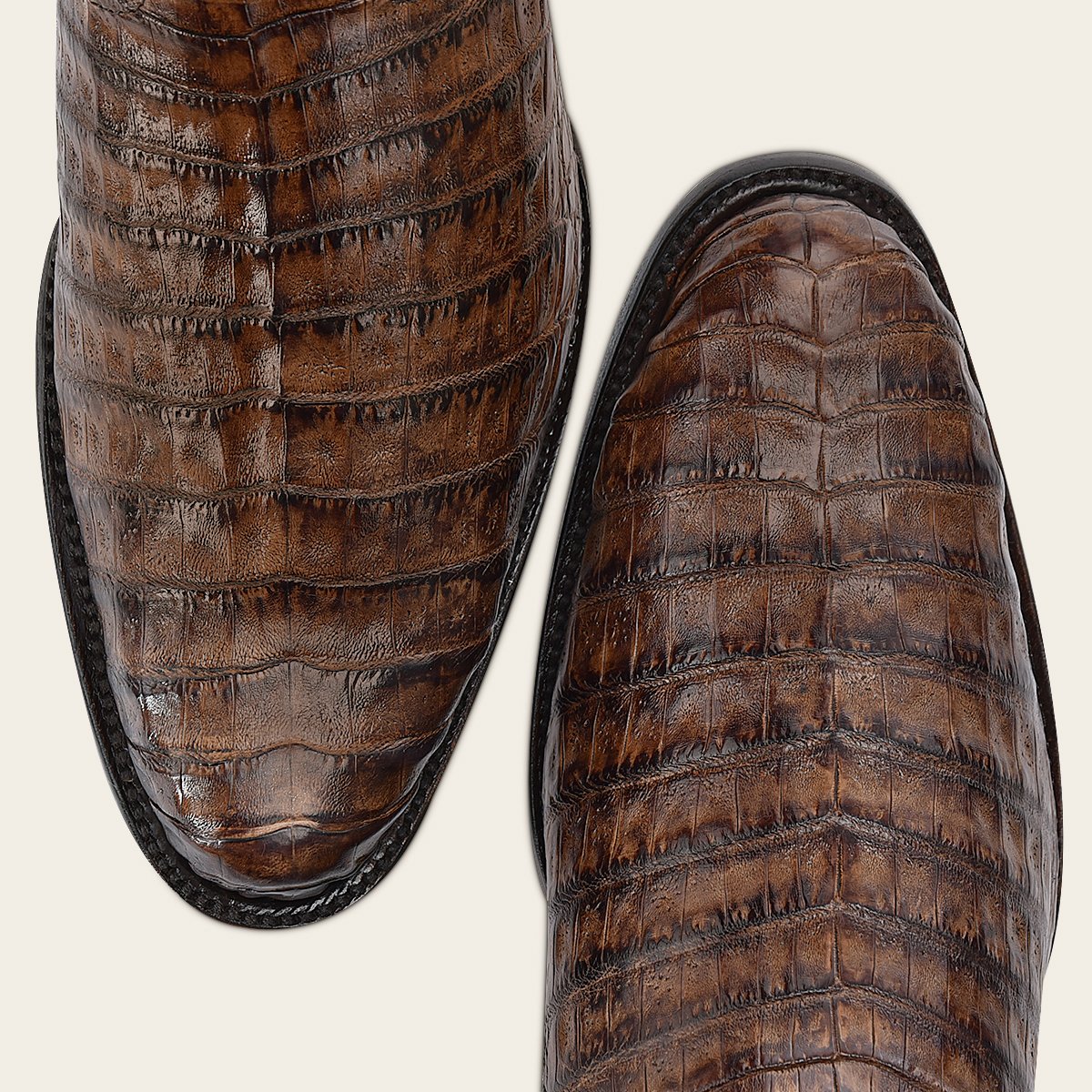 Bota en piel genuina de fuscus.