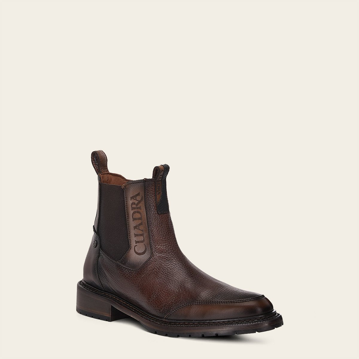 Botín en piel genuina de venado.