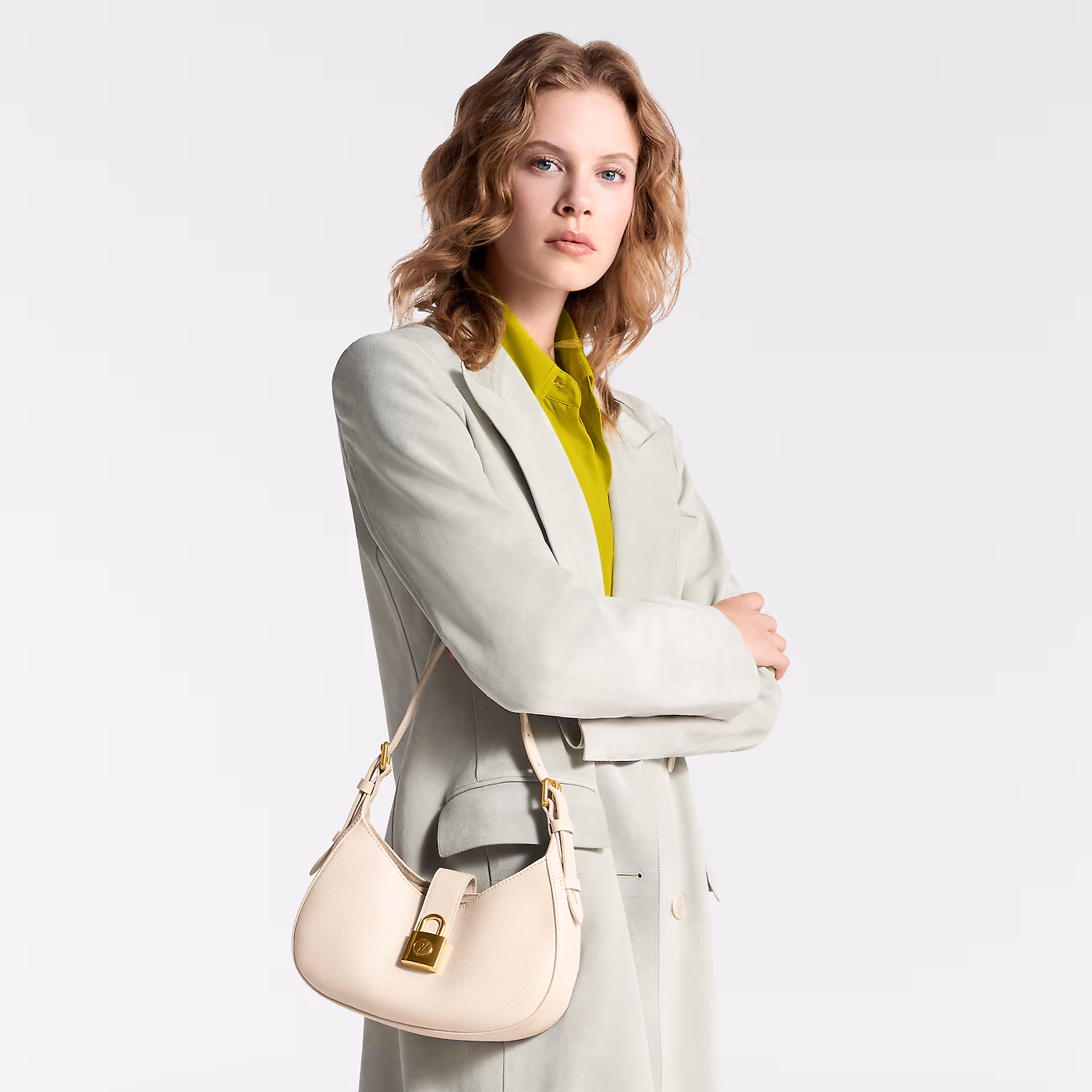 Low Key Shoulder Bag M24990