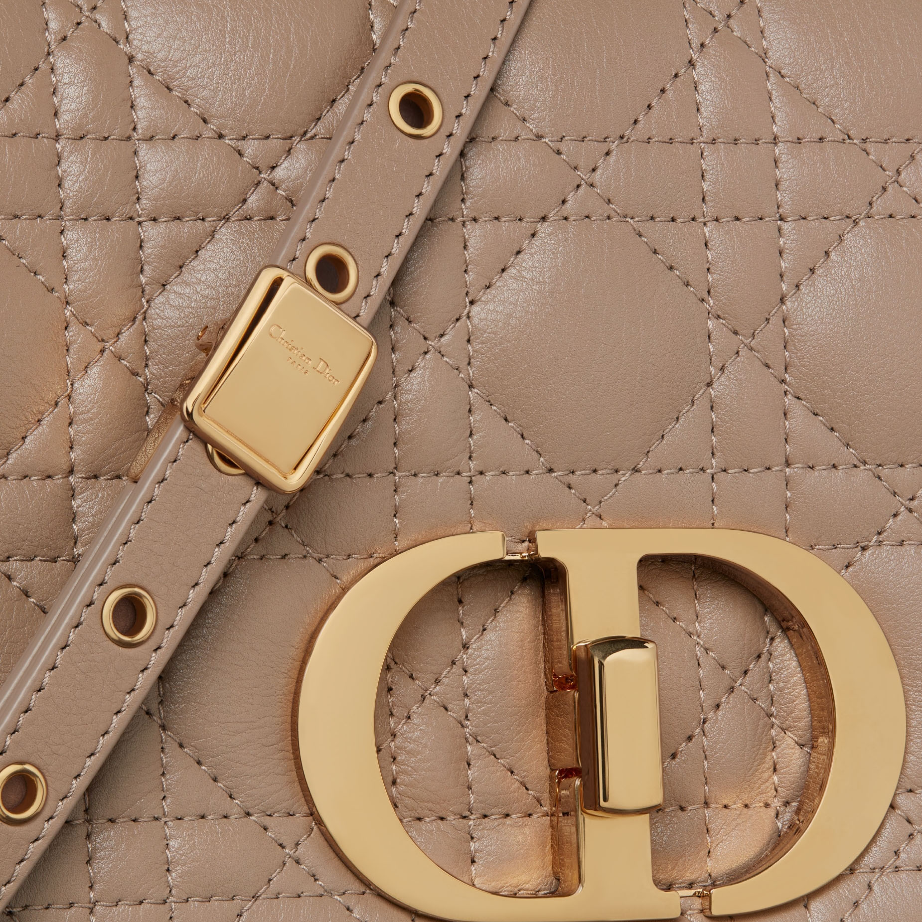 MEDIUM  CARO BAG