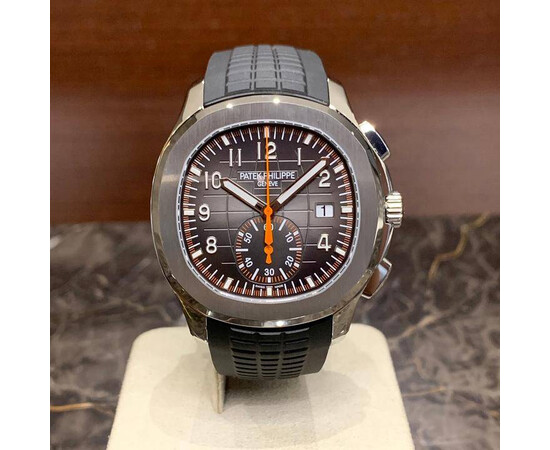 Aquanaut 5968A-001 Black Dial Chronograph 42.2 mm