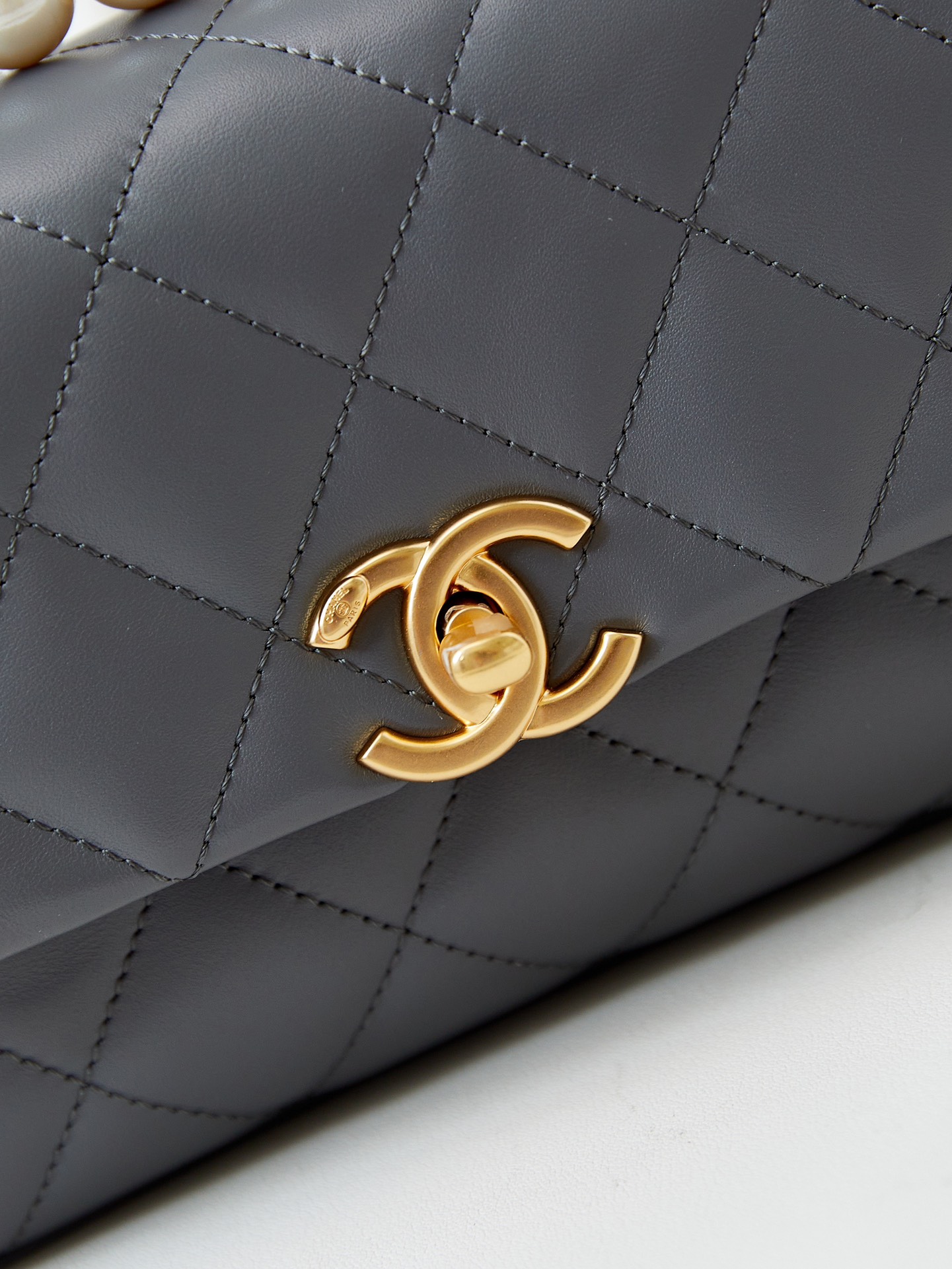 CHANEL Mini Flap Bag with Top Handle Green-AS5001