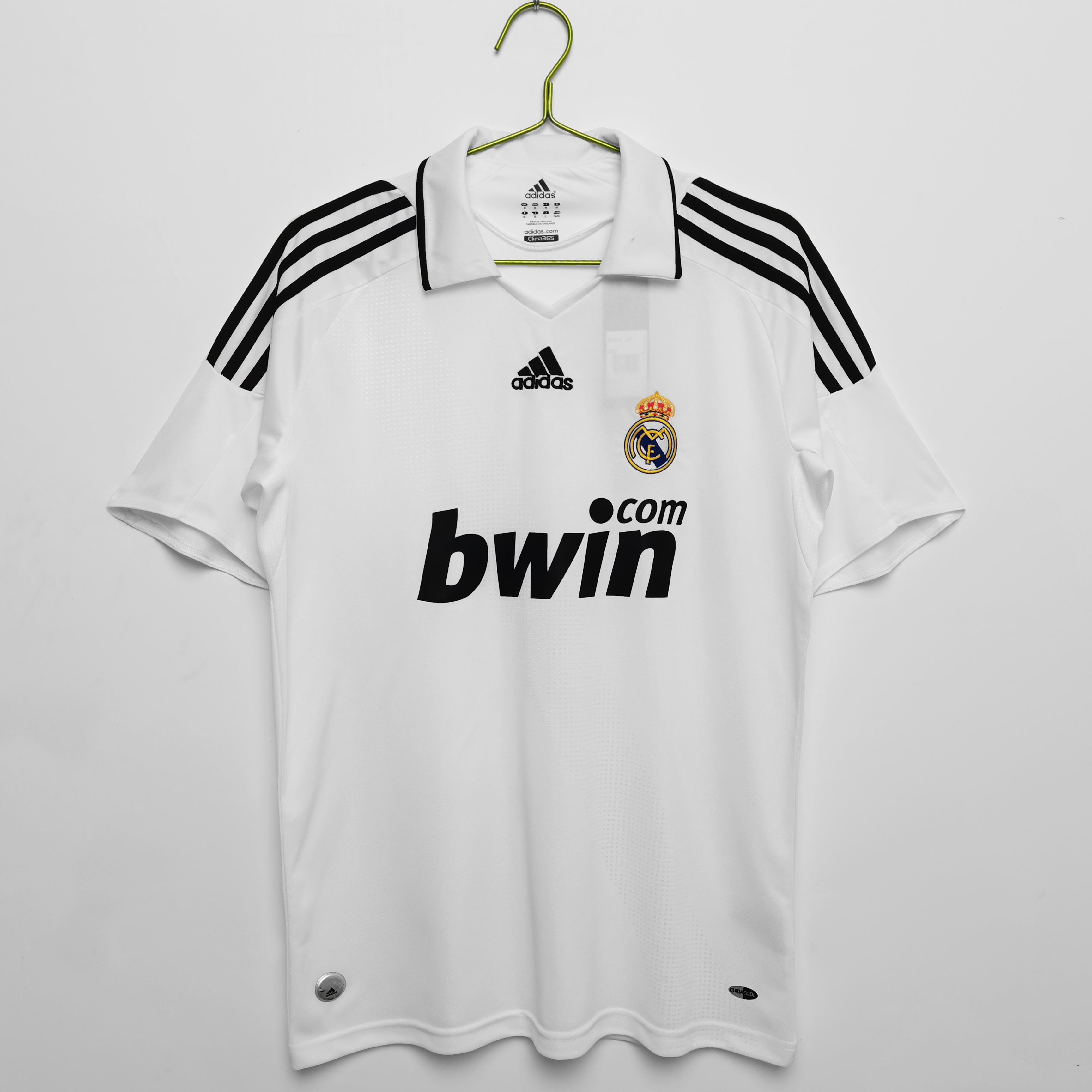 Real Madrid 08/09 Classic Home Soccer Jersey