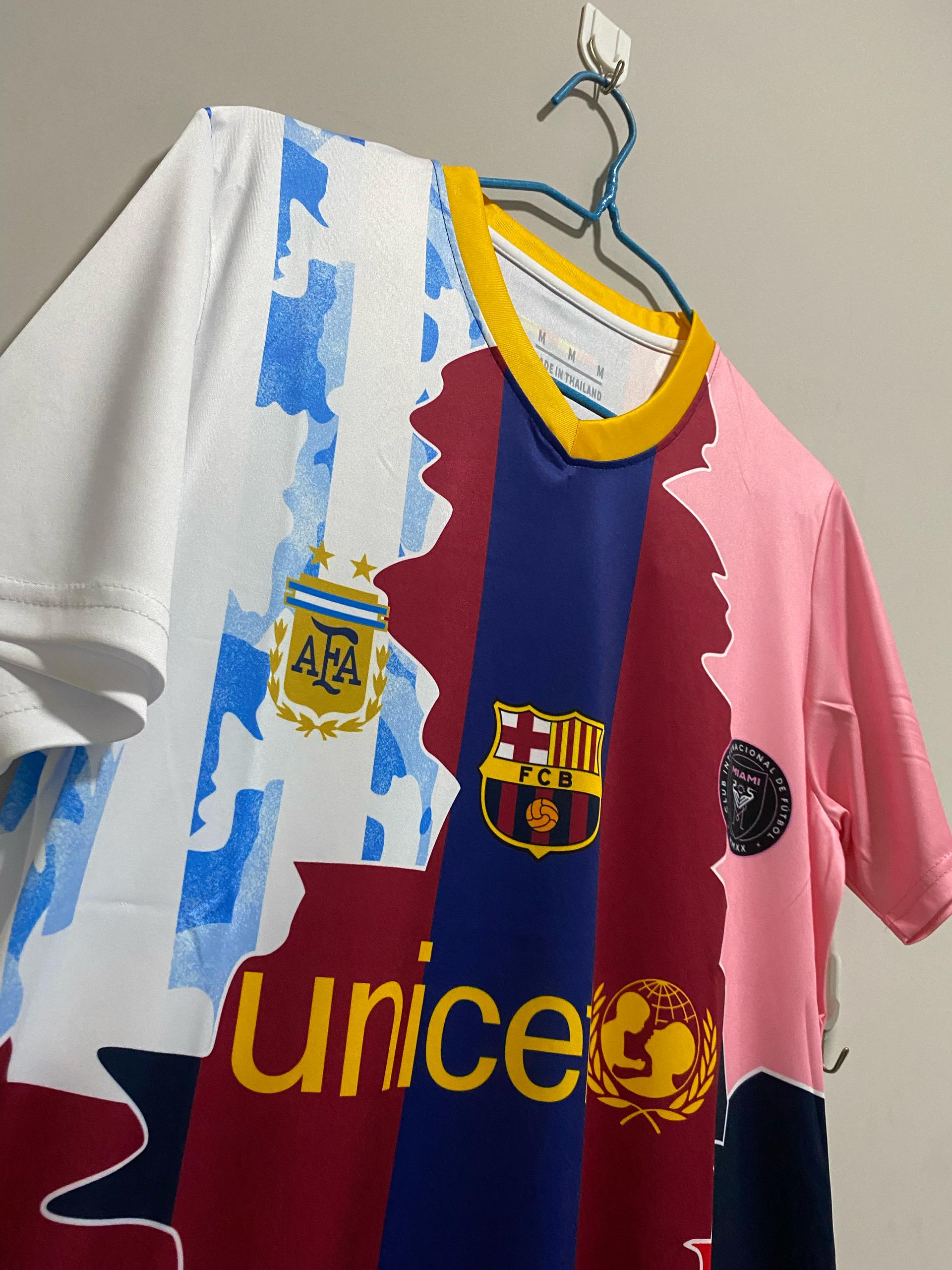 Thai Version Messi #10 Soccer Jersey (Fan version )