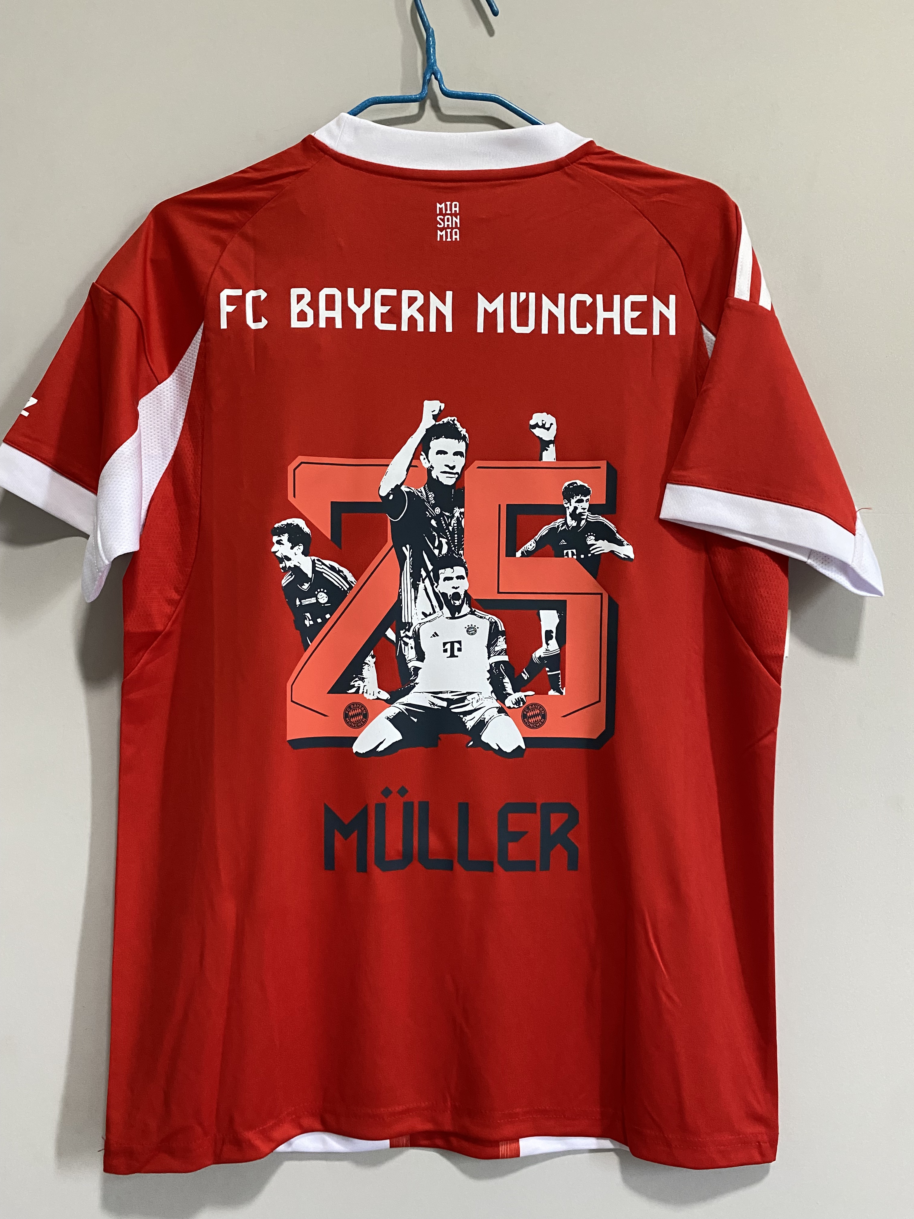 FC Bayern 25/26 Home  Soccer Jersey （Muller Special jersey)）