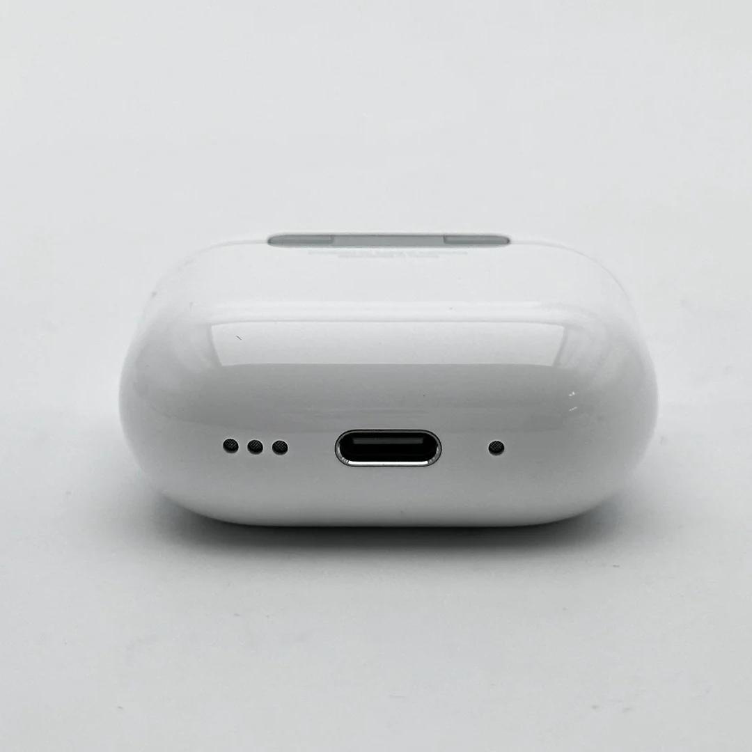 AirPods 4 with Active Noise Cancellation