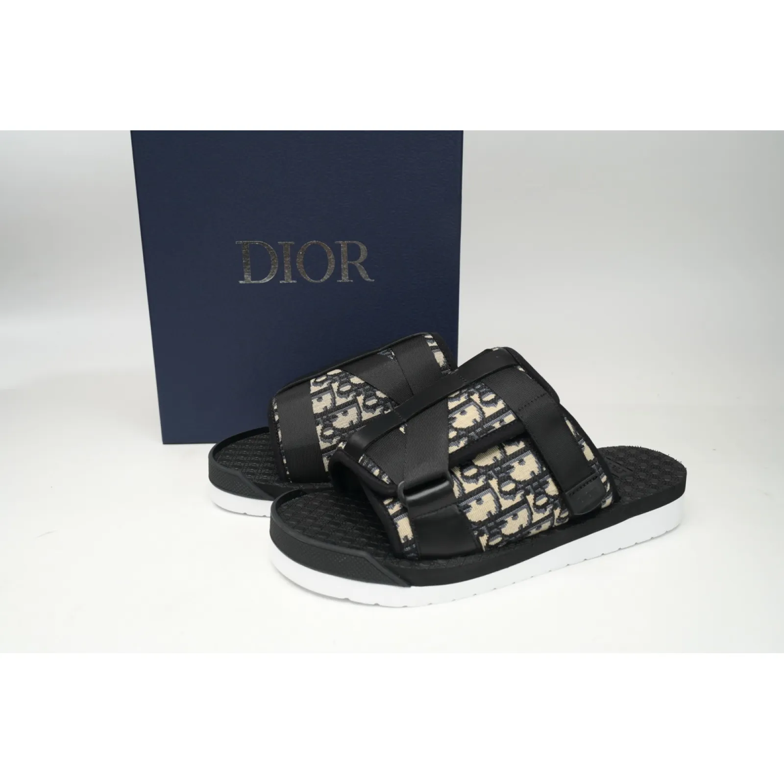 DIOR ALPHA Sandals
