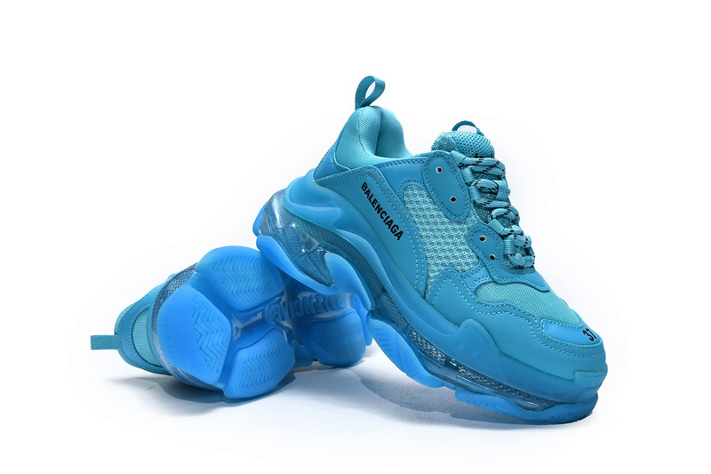 Balenciaga Triple S Cyanin