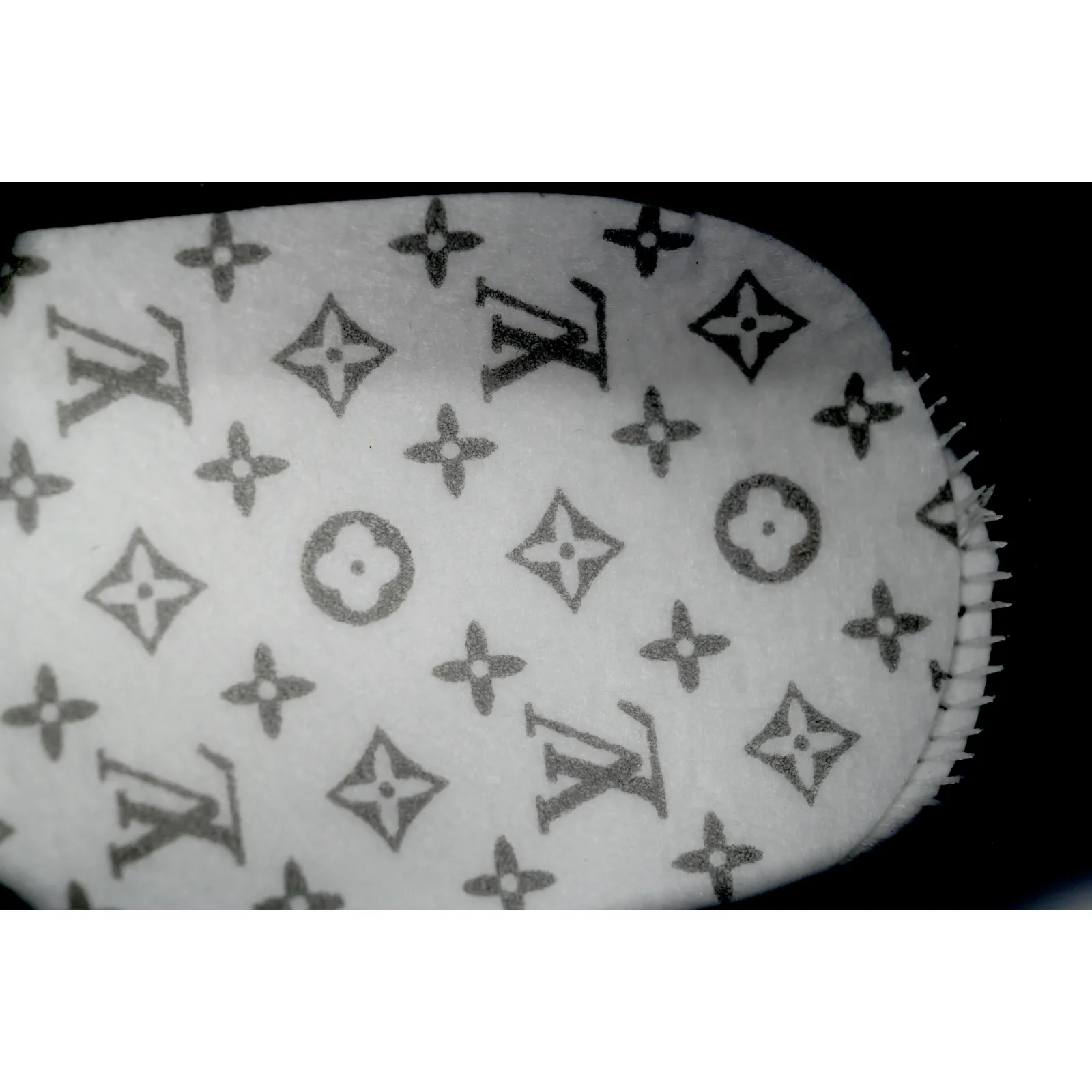 Louis Vuitton Murakami Takashi Black