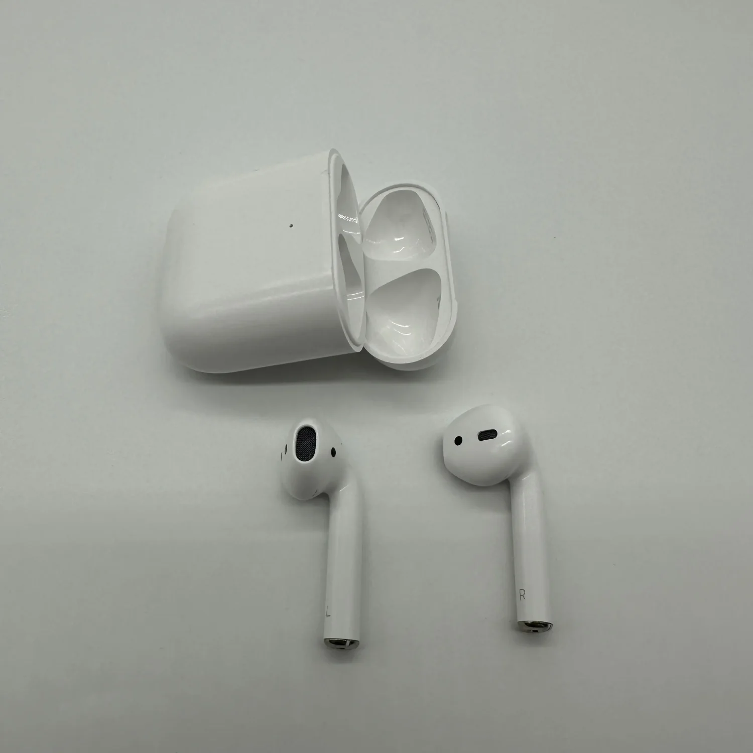 Apple AirPods 2