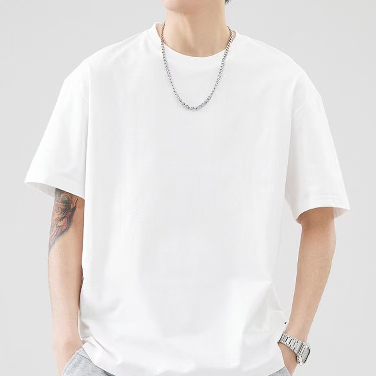 Kaws X Sesame Street Graphic - Ut Graphic T-Shirt