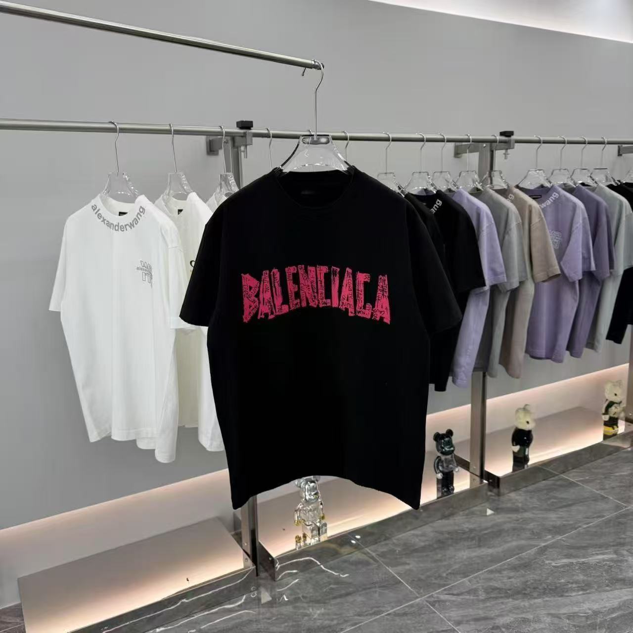 Men's anime short sleeved shirt Men's solid color long Fashionable round-neck sweatshirt