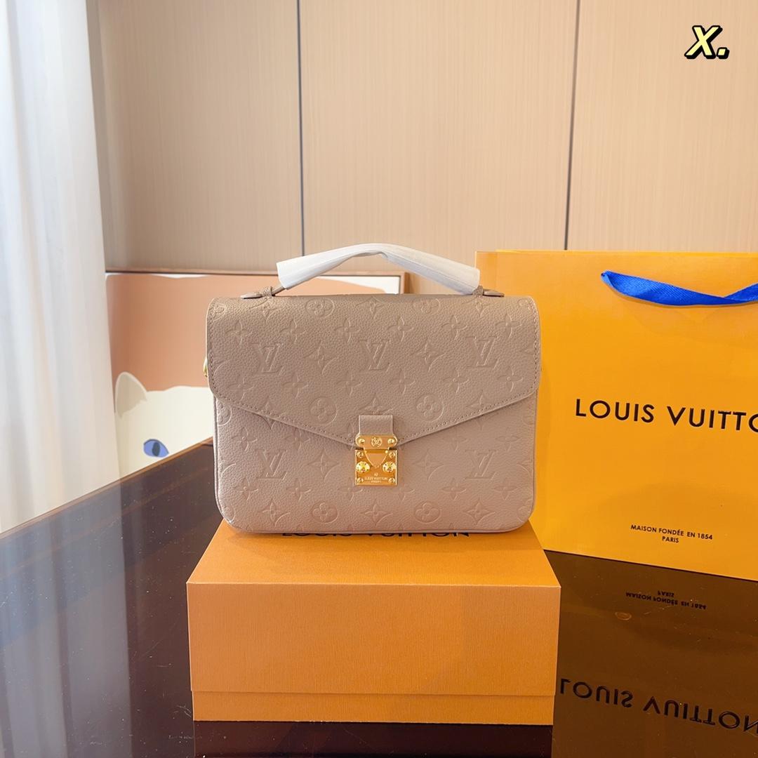 LV Pochette Metis colour Bag