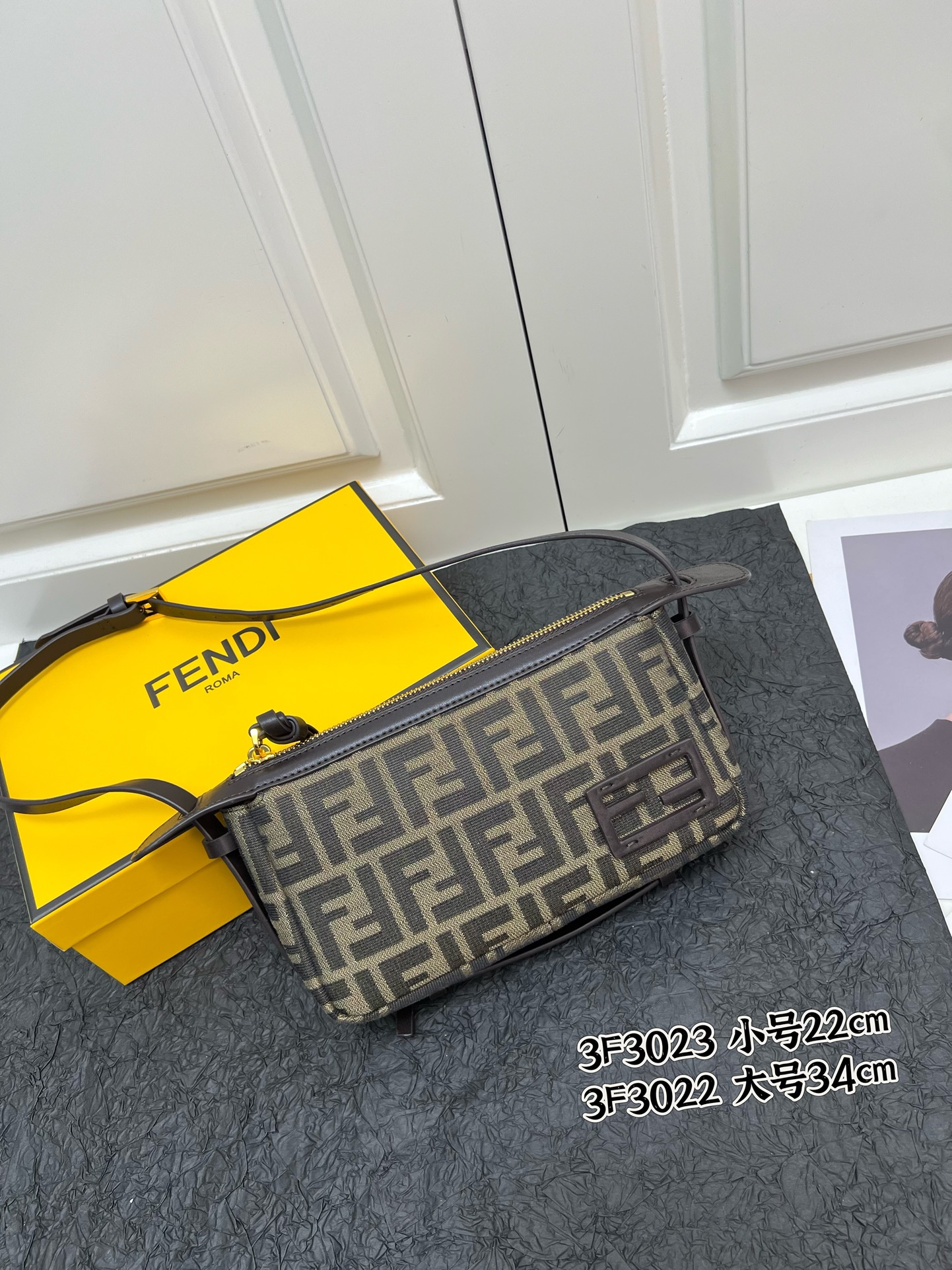 High-quality FENDI Simply handbag