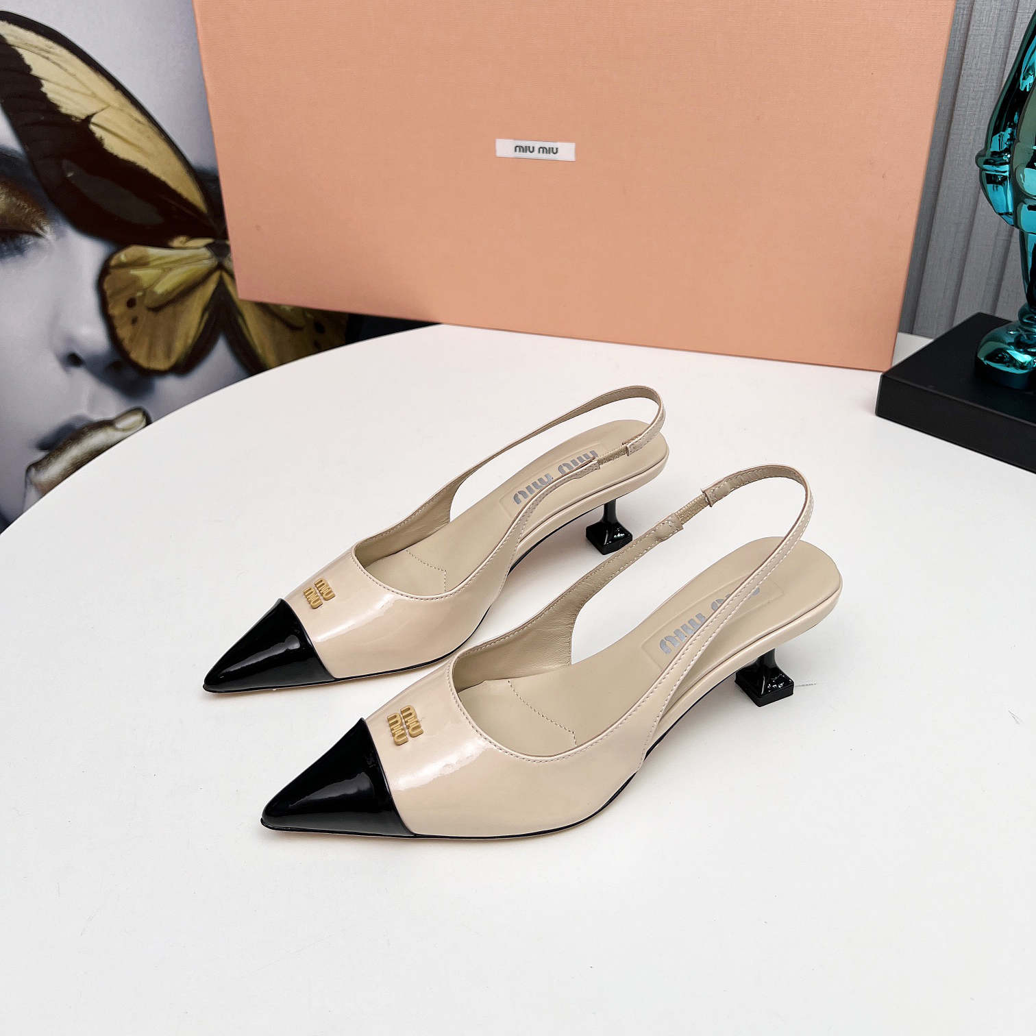 High-quality miumiu Original women's leather shoes