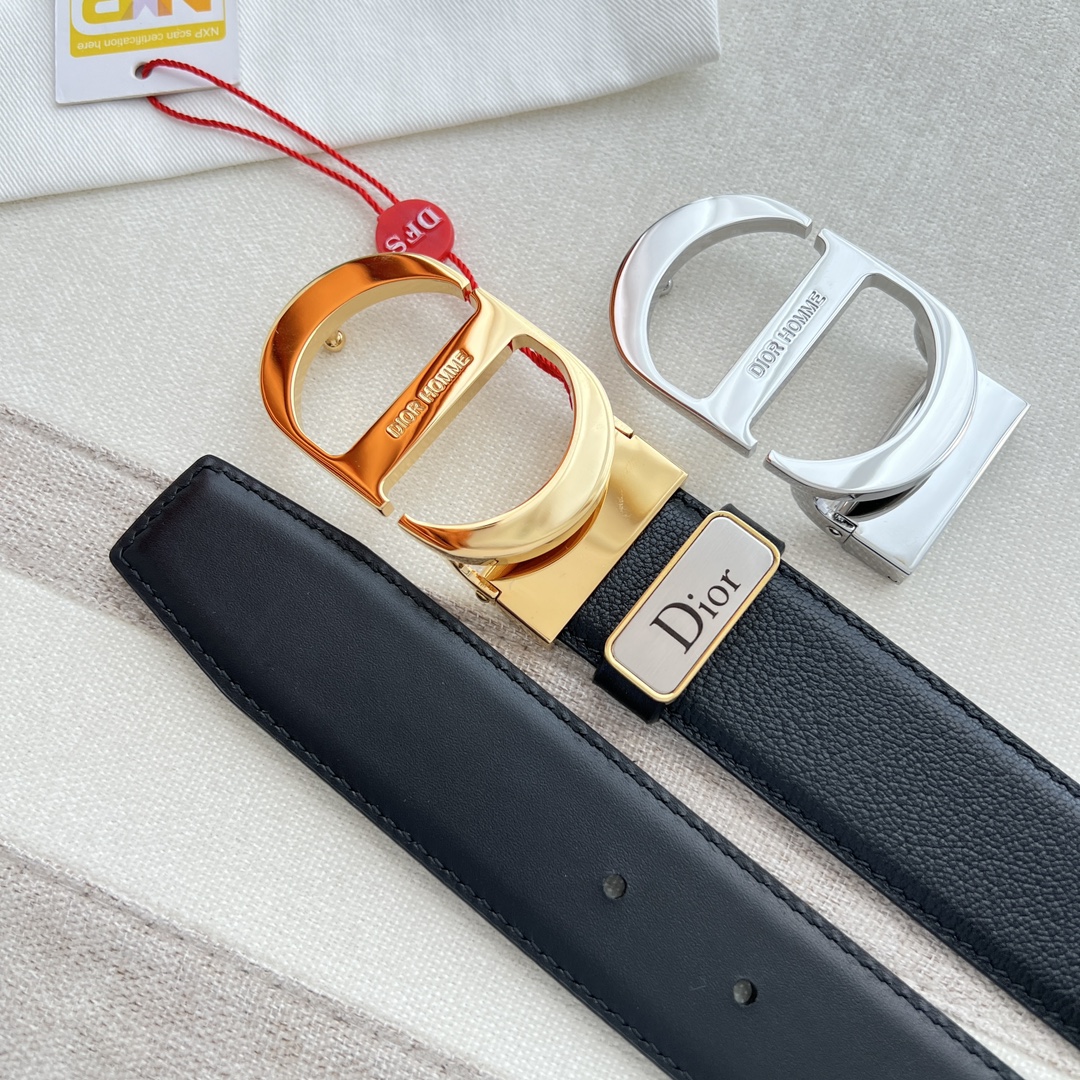 Dior belt  top layer leather