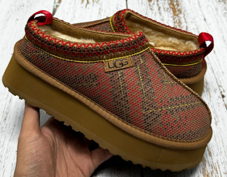 Ugg Women's Tazz Suede  Platform Slippers