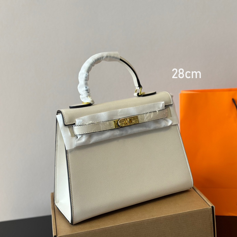 Hermes Kelly bag