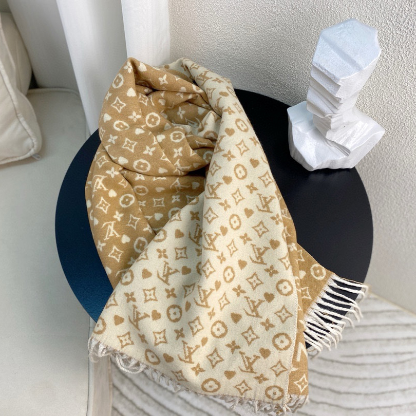 LV Monogram Reykjavik scarf