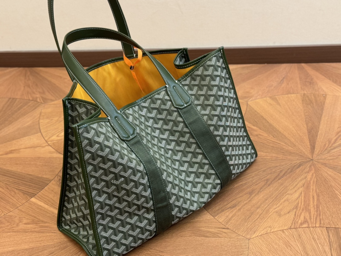 Goyard bellechasse neverfull bag