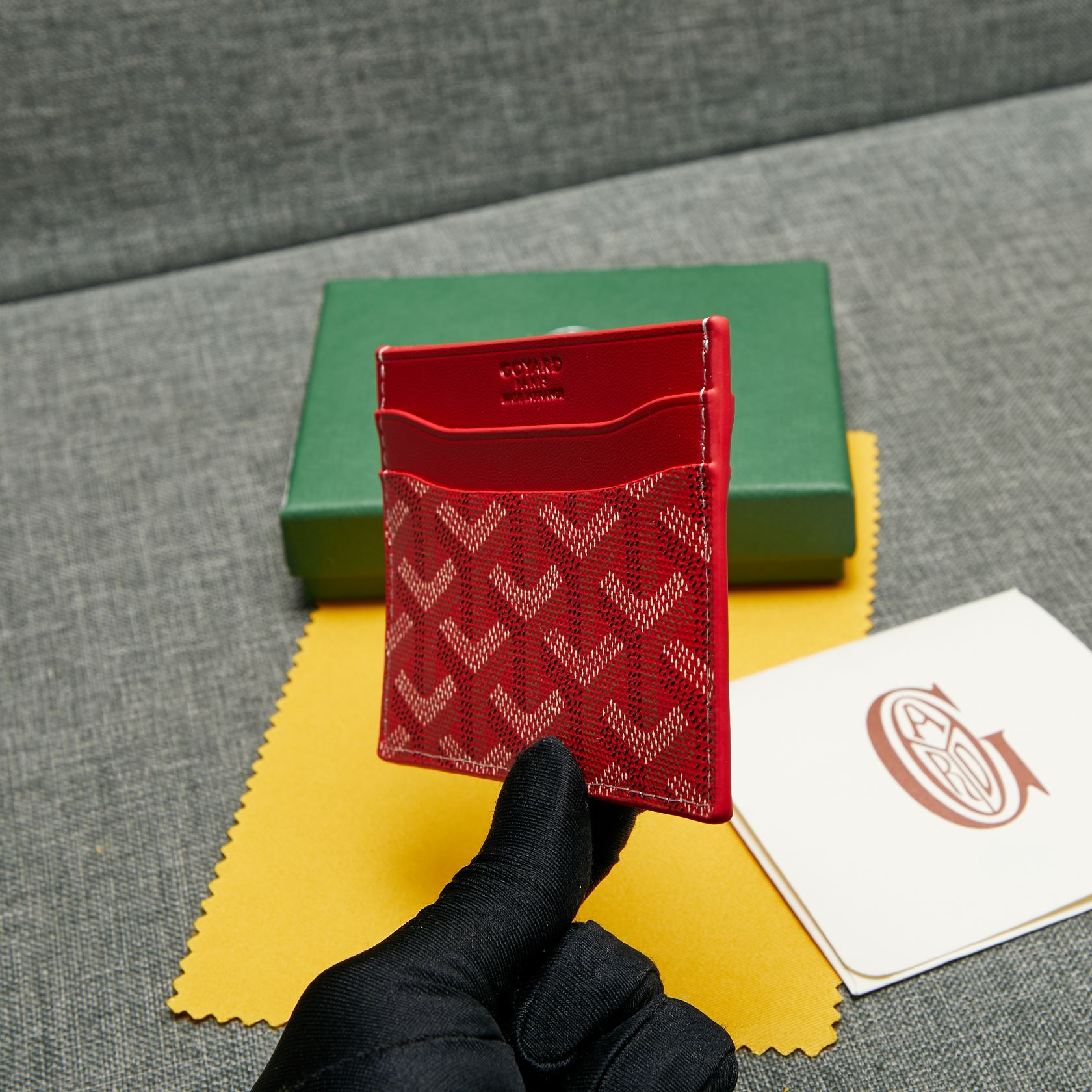 Goya fashion purse for both men and women