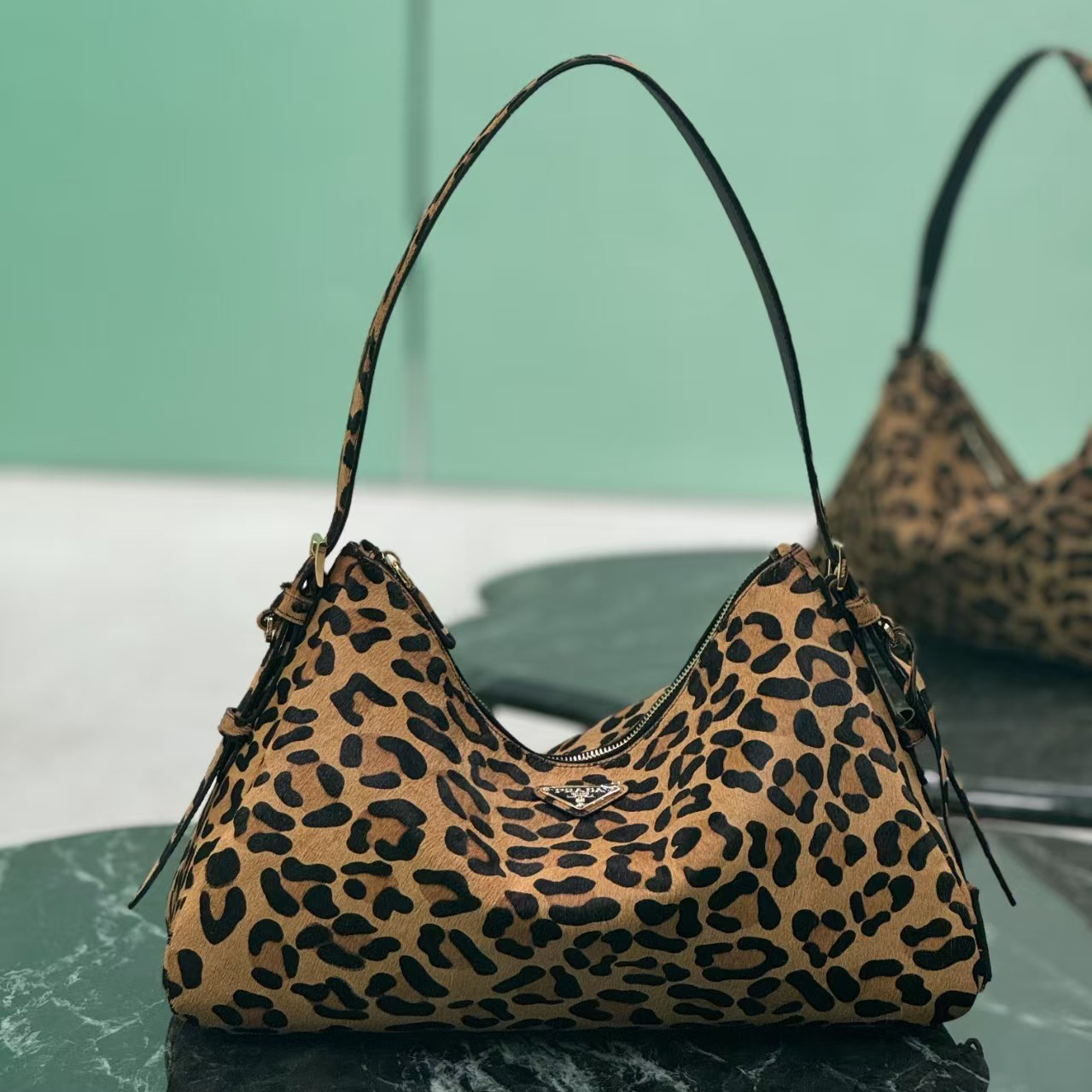 Top version Prada leopard print handbag