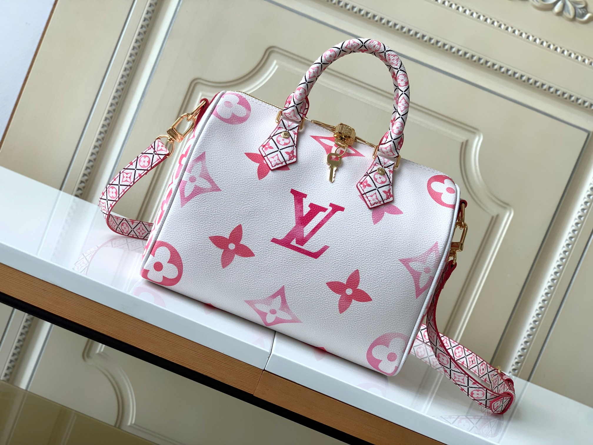 Top version LV Speedy Bandoulière Giant Monogram bag