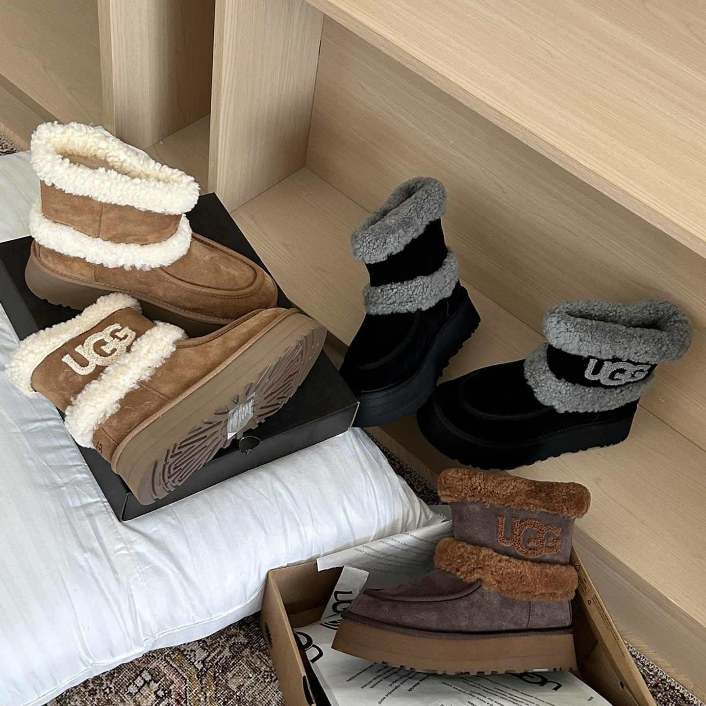 UGG Boots High top snow boots