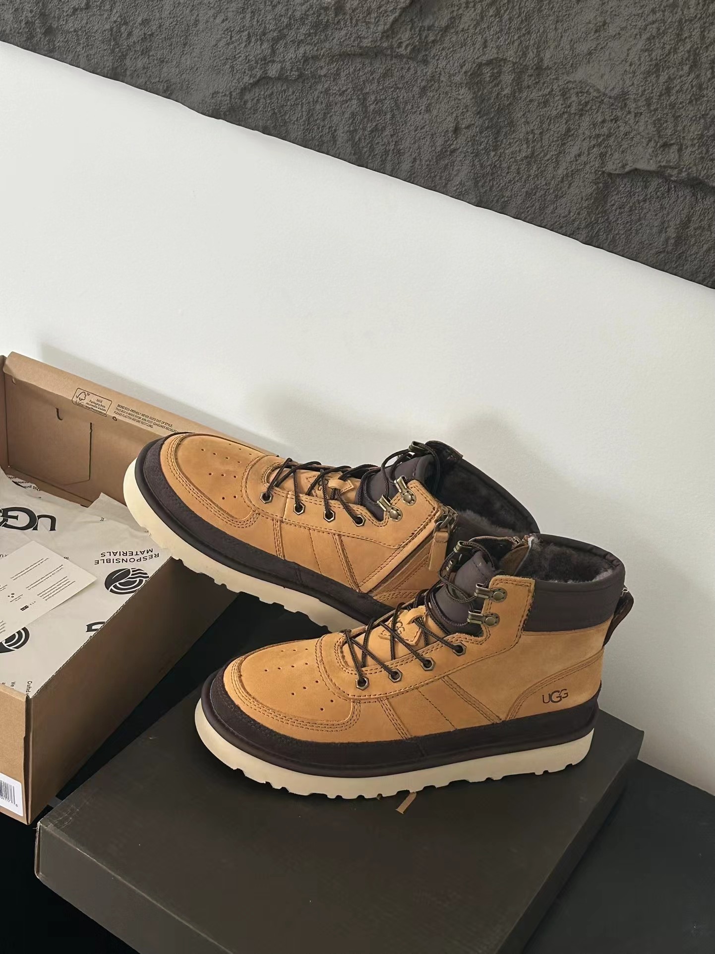 Top Quality UGG Highland Boot 'Beige Brown'