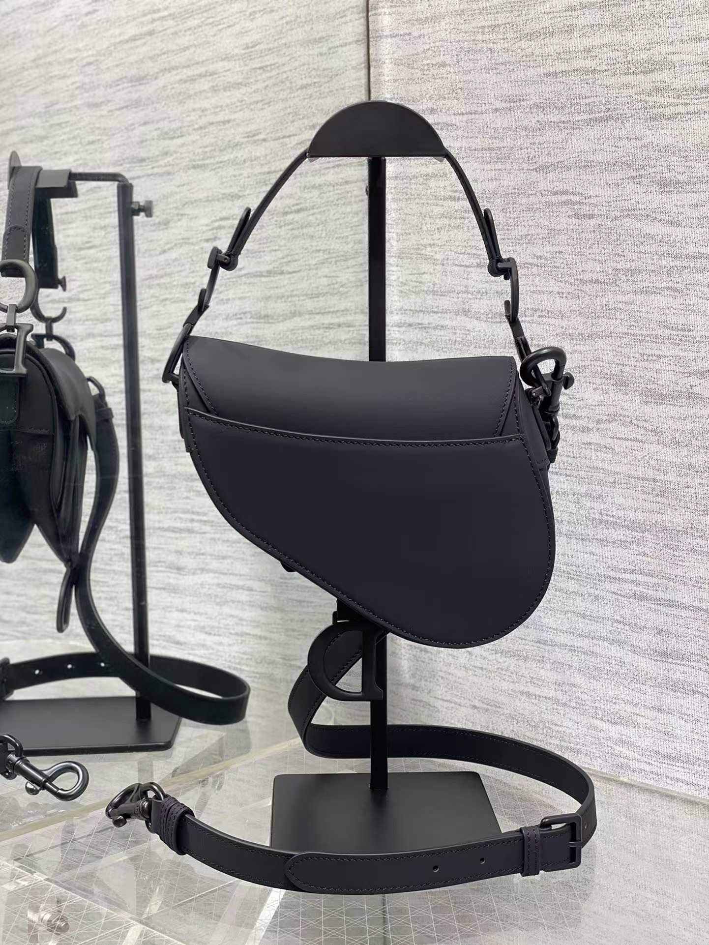 12a quality dior saddle bag