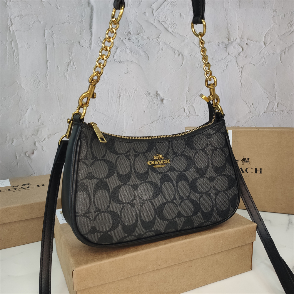 Coach Teri Shoulder Bag In Signature Canvas