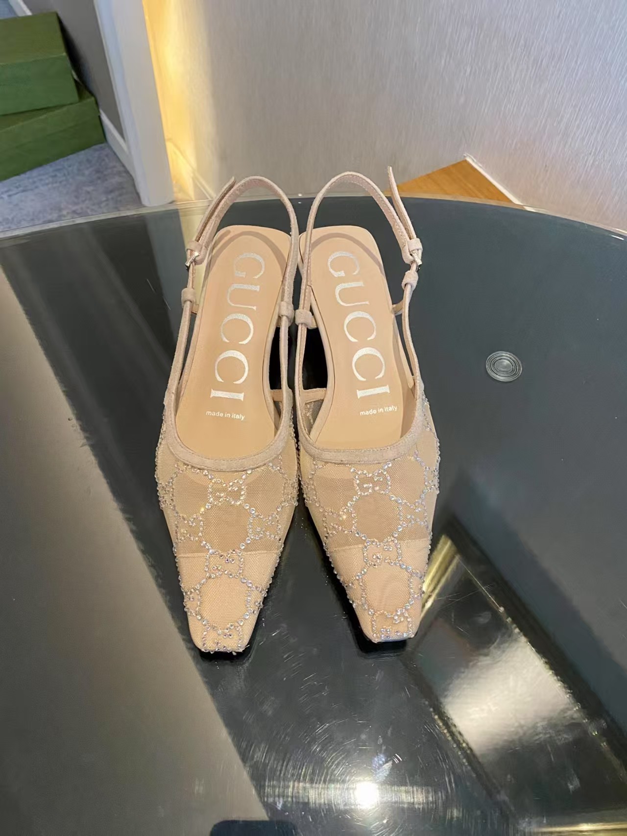 High quality Gucci vintage Mesh sandals