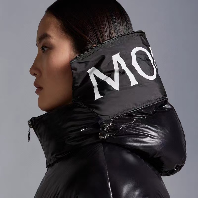 Moncler Black Short stylish letter down jacket