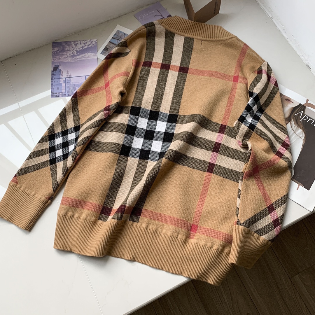 Burberry 23ss Long sleeved sweater jacket