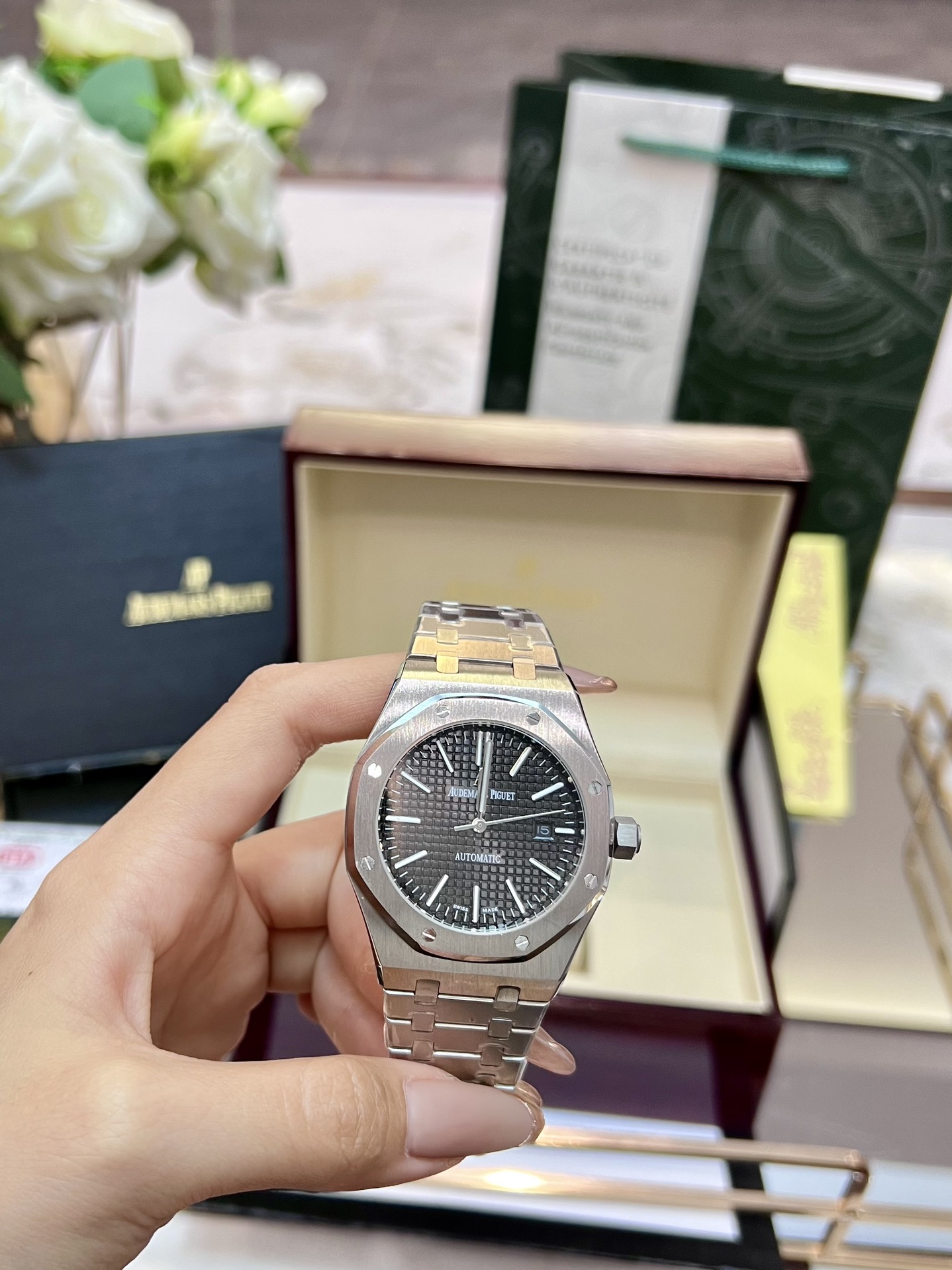 Audemars Piguet Royal Oak Grey