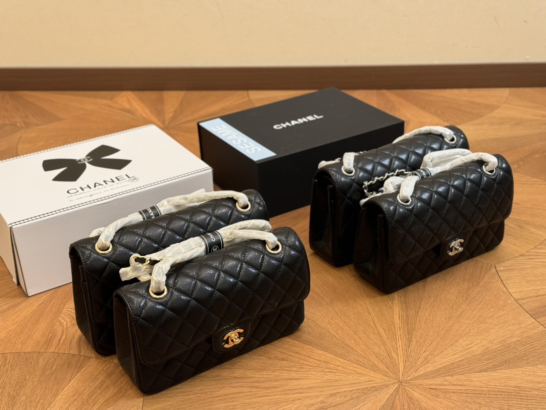 Chanel chain shoulder bag