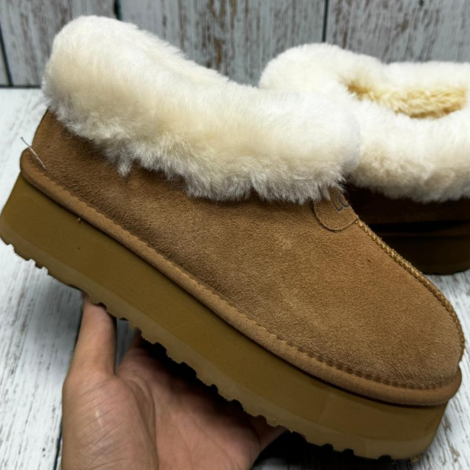 UGG Snow boots