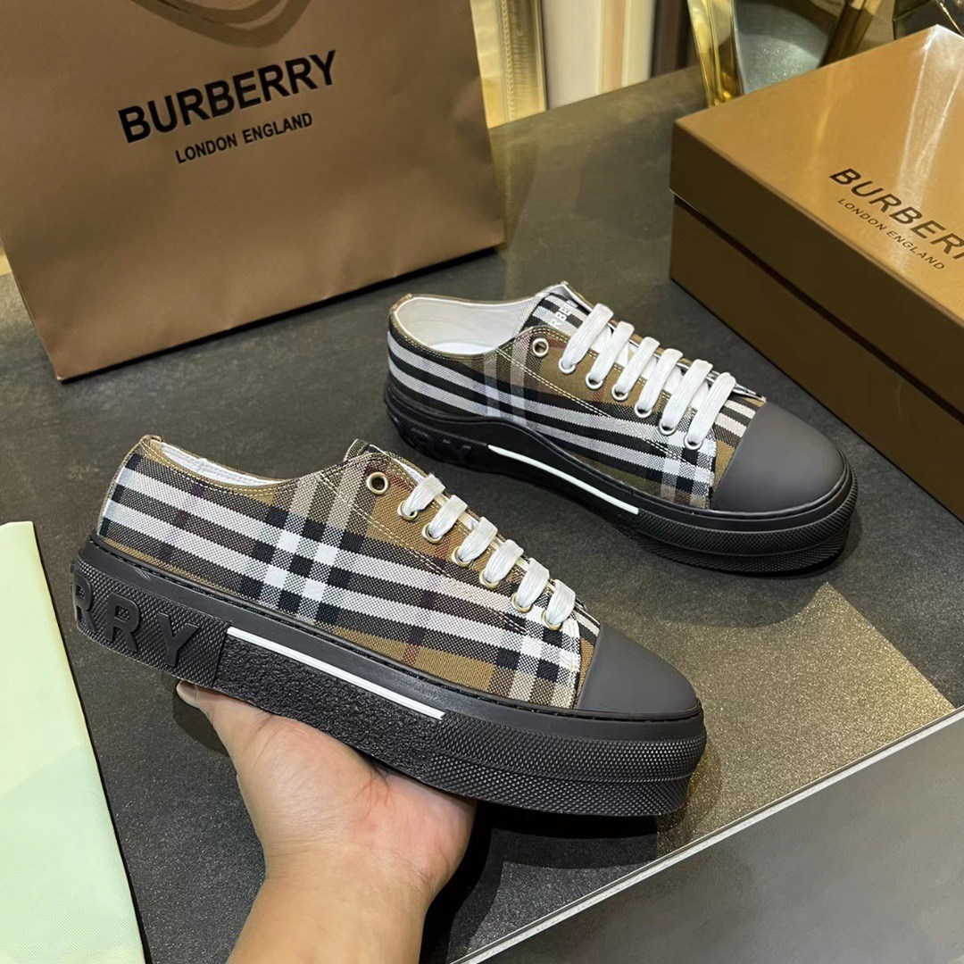 Burberry retro plaid athleisure shoes
